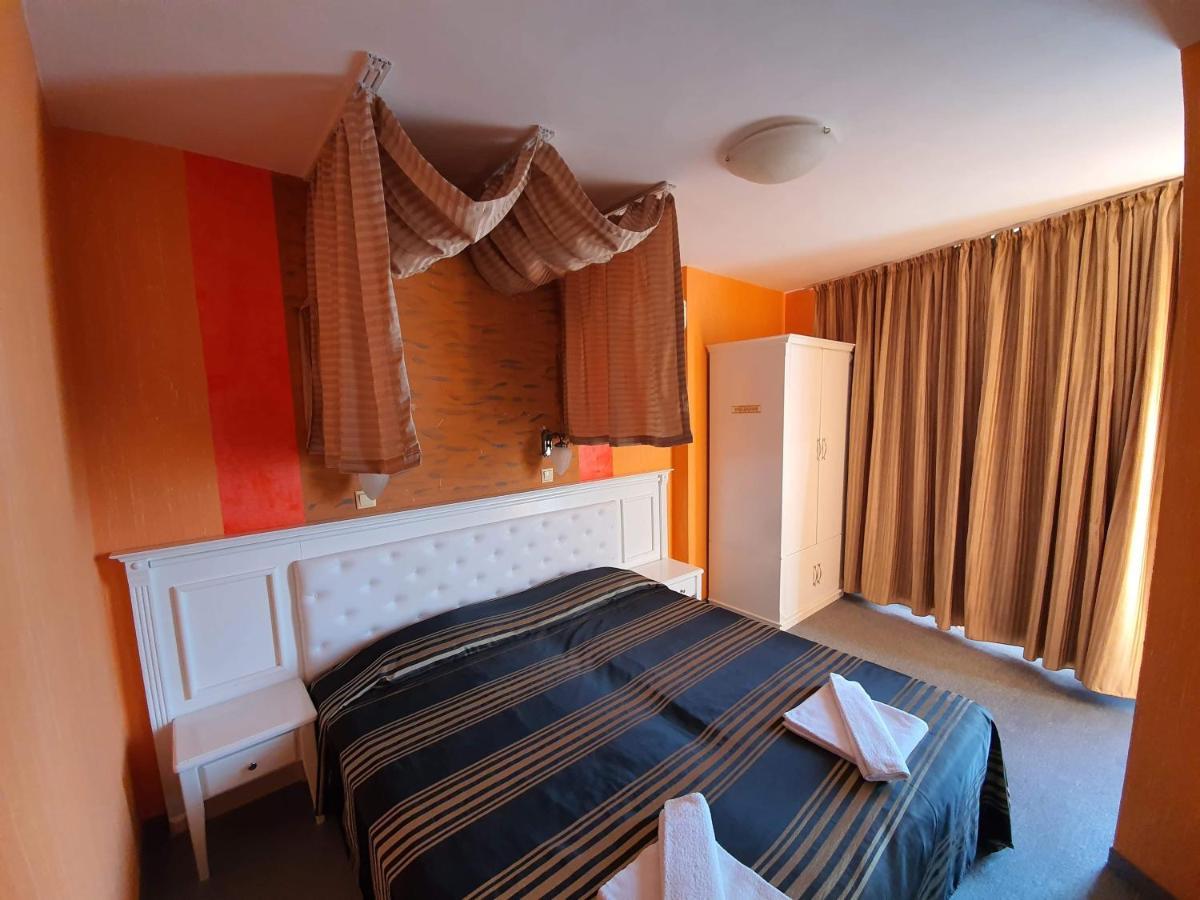 Family Paros 3* Pomorie
